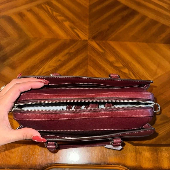 Coach Red Leather Satchel with Signature Design - Picture 3 of 12